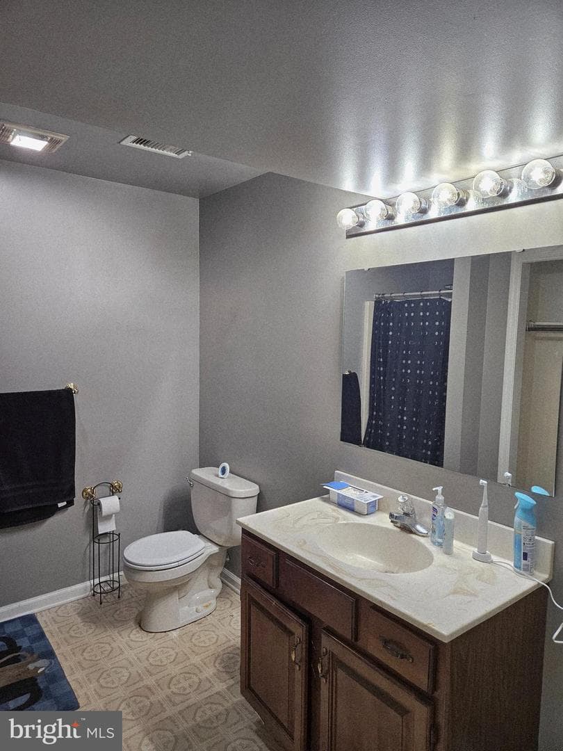 1125 Ashbourne Dr photo 23