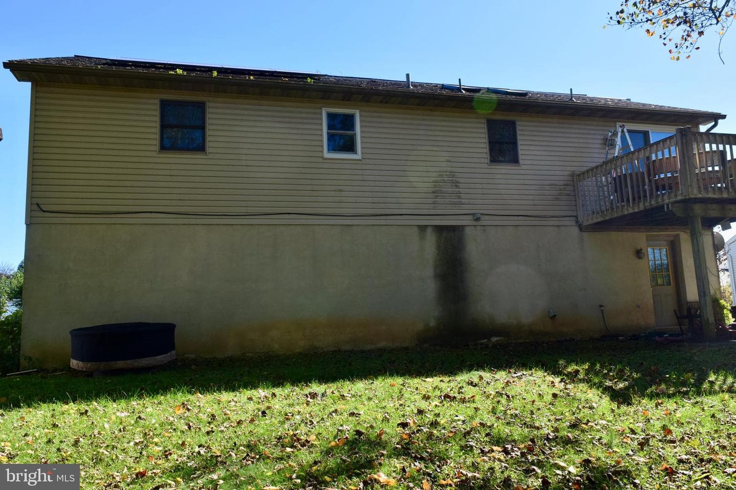 1125 Ashbourne Dr photo 3