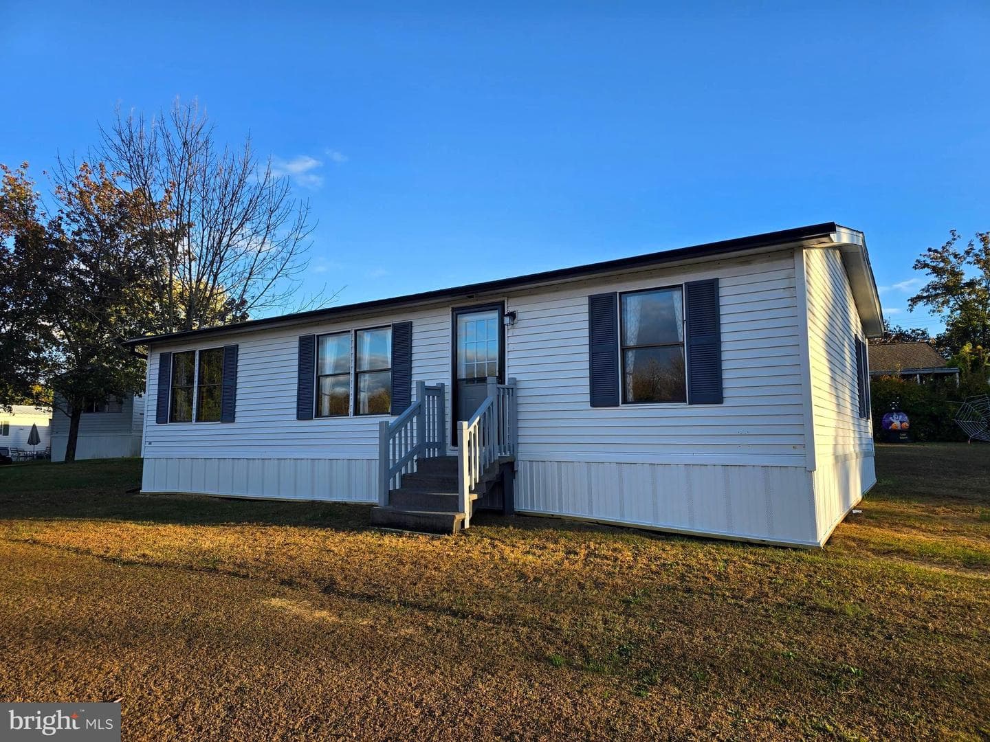 211 Merry Street photo 5