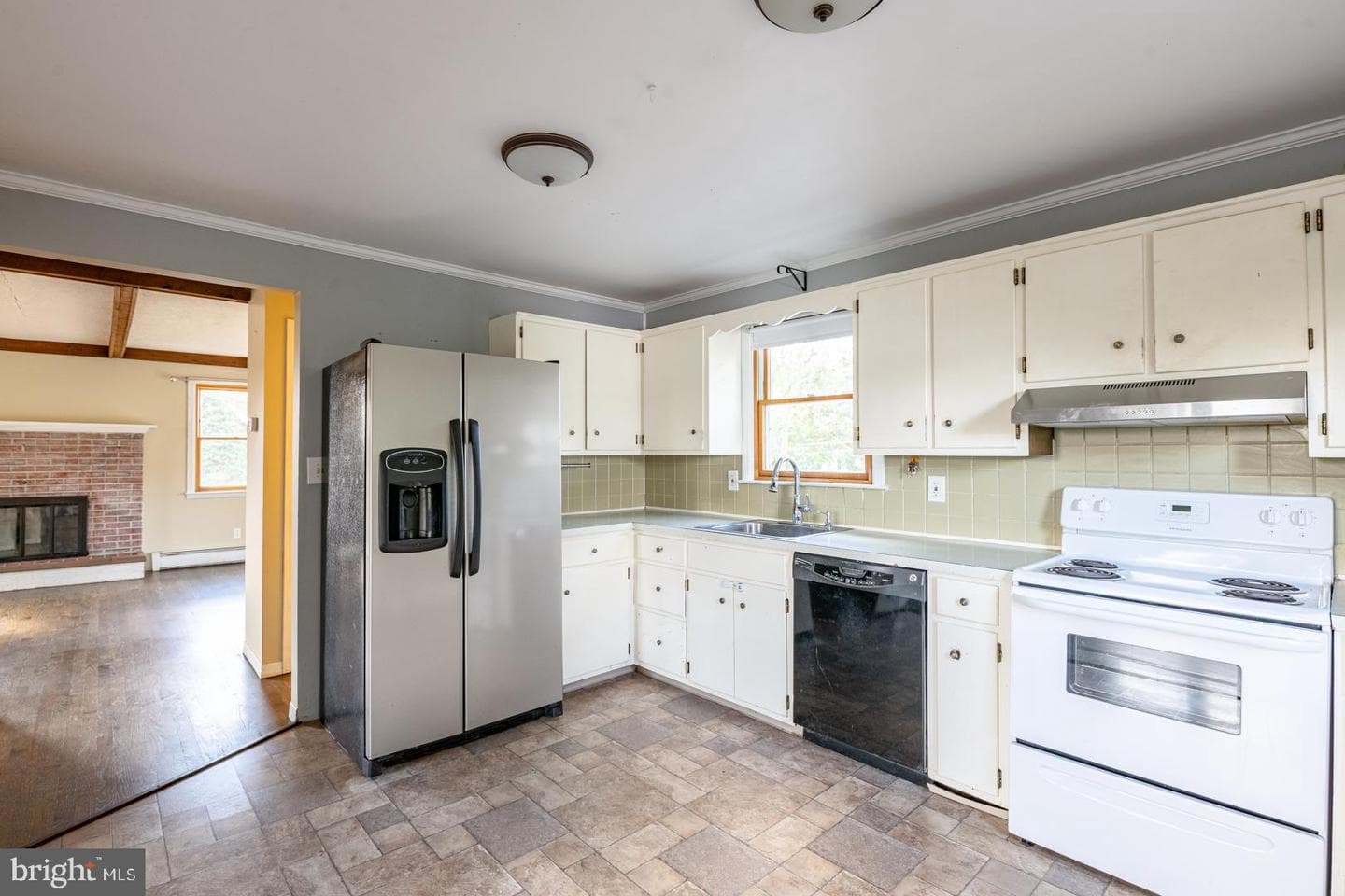 471 Highland Avenue photo 11