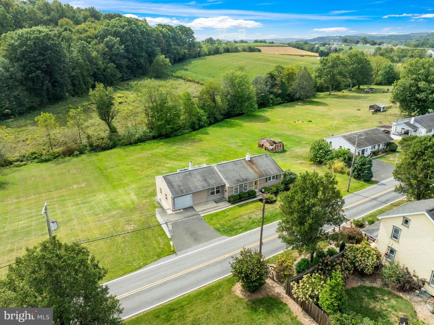 483 Gehman Road photo 34