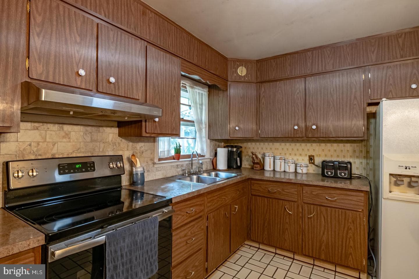 207 Laurel Avenue photo 6