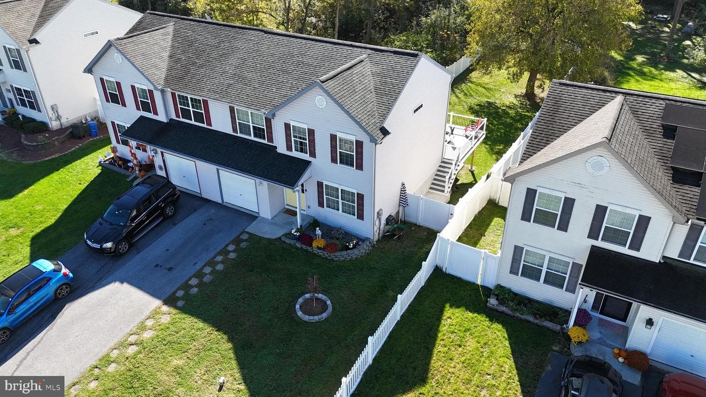 1014 Daisy Drive photo 4