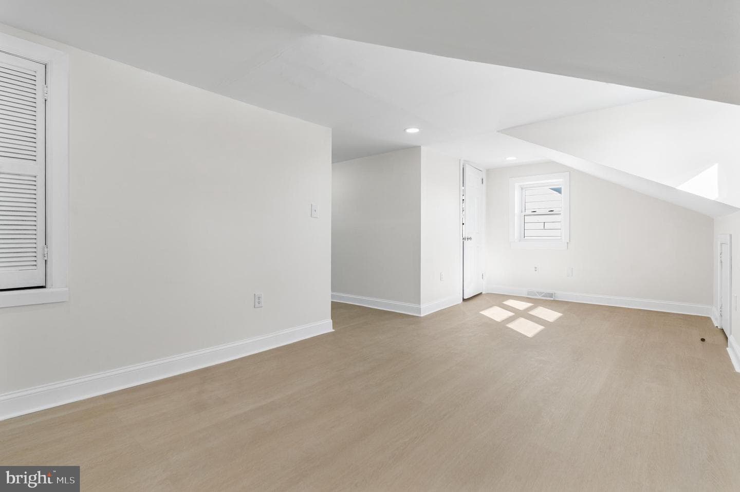 1812 Portland Avenue photo 28