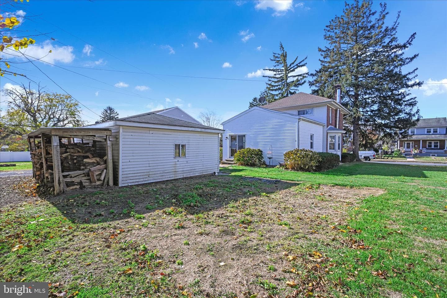 437 Jefferson Street photo 26