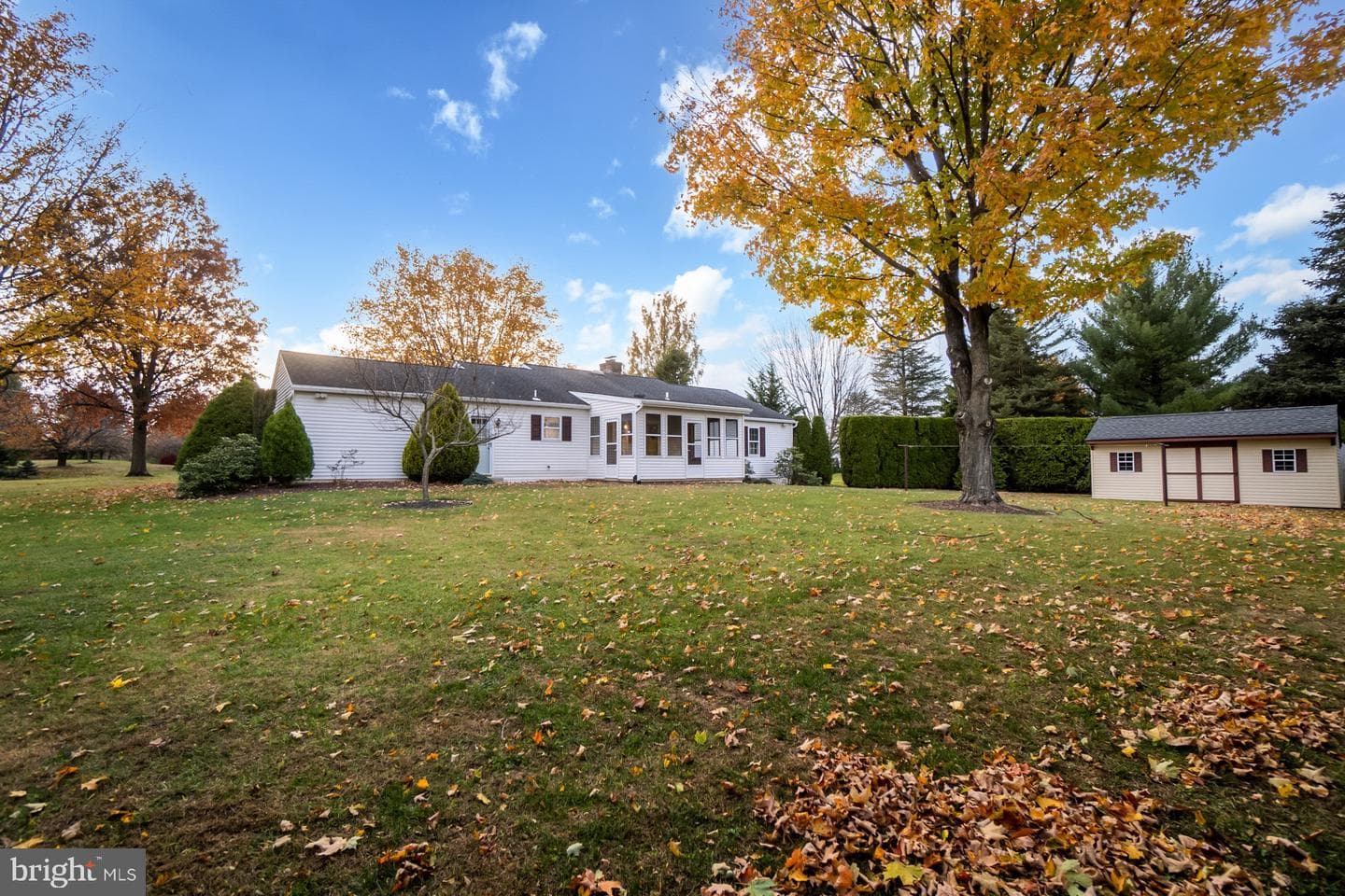 1053 Hilltop Road photo 39