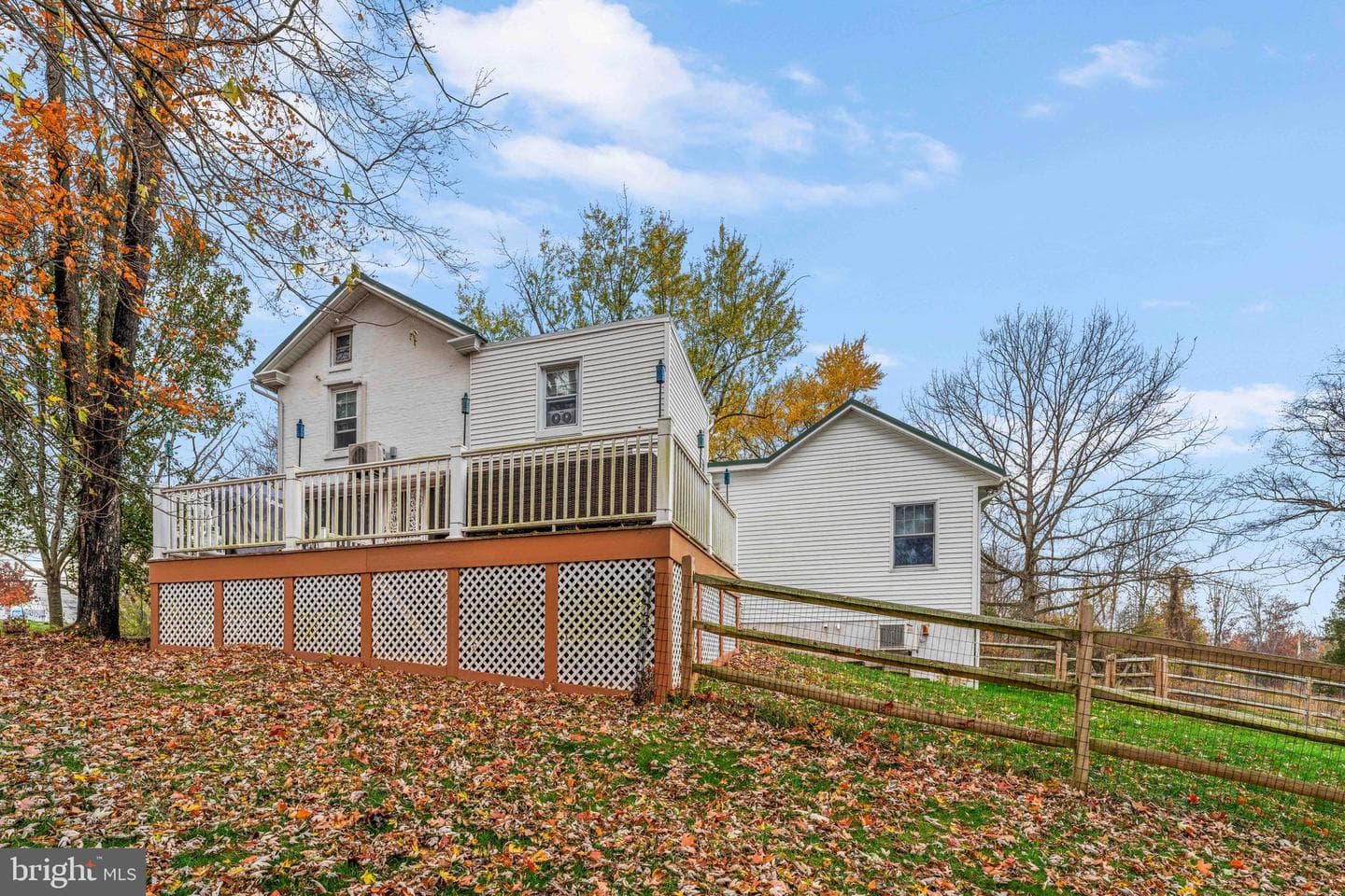 100 Pineland Road photo 9