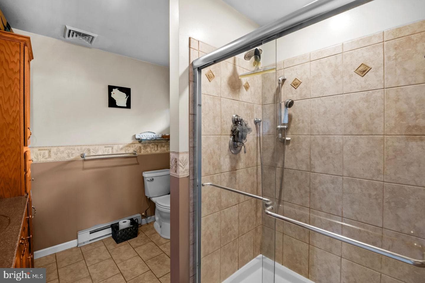 10 Daisy Lane photo 16