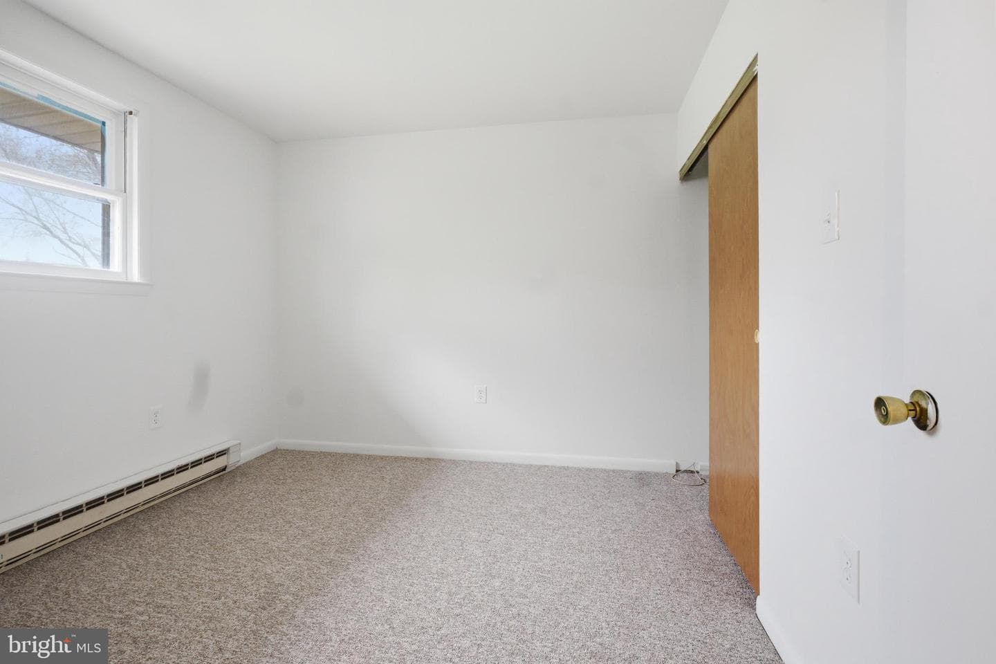144 W Gaul Street photo 12
