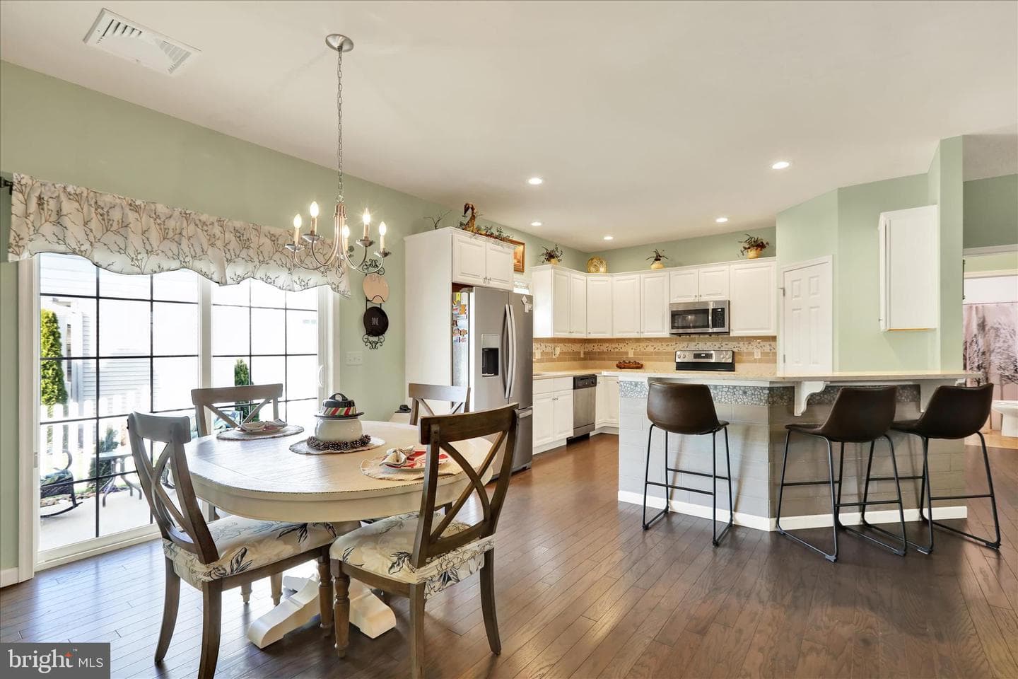 4 Rosebush Court photo 12