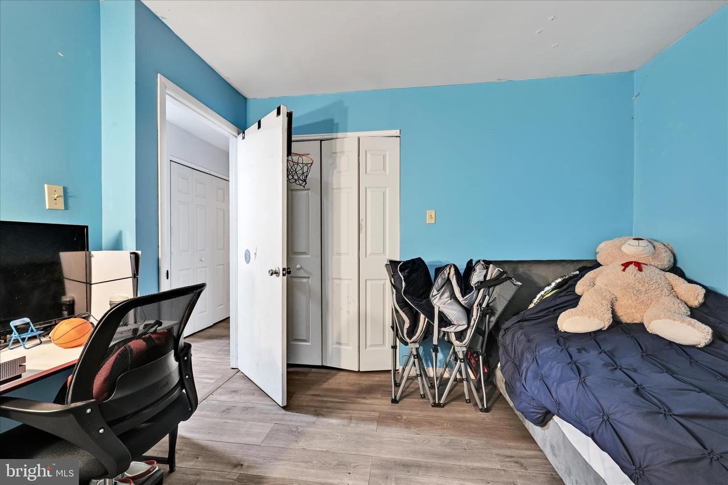 125 W Gaul Street photo 17