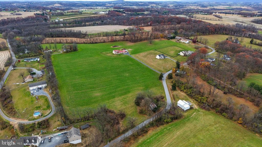 130 Troxel Road photo 79