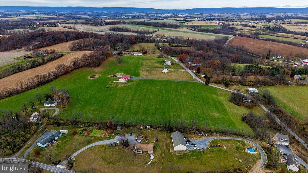 130 Troxel Road photo 82