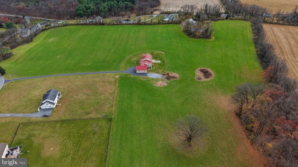 130 Troxel Road photo 88