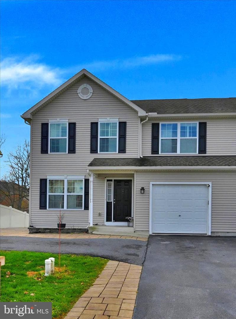 1008 Daisy Drive photo 2