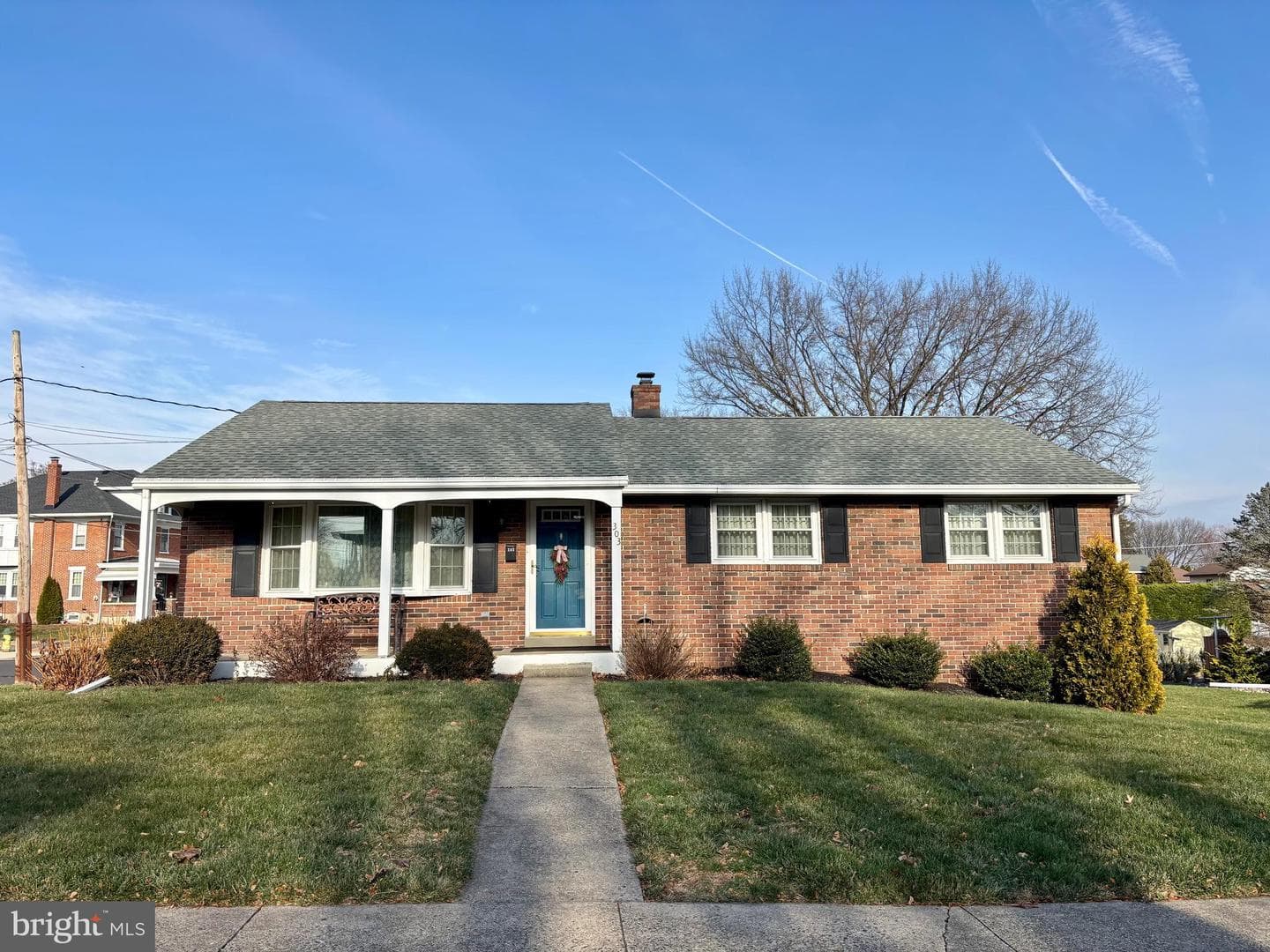 303 E 5th Street photo 2