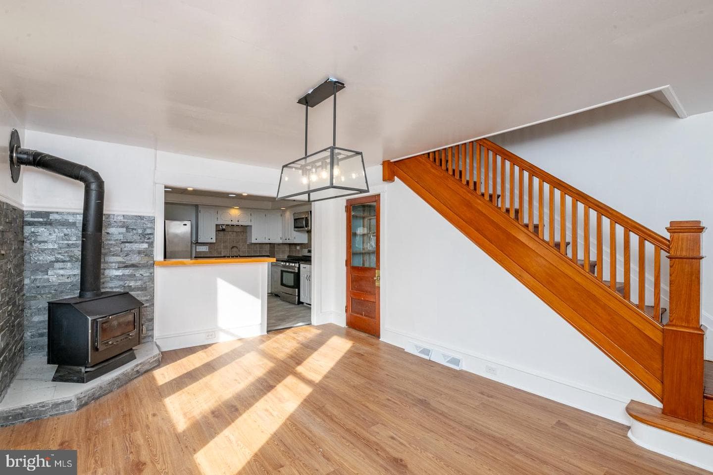 202 Water Street photo 8