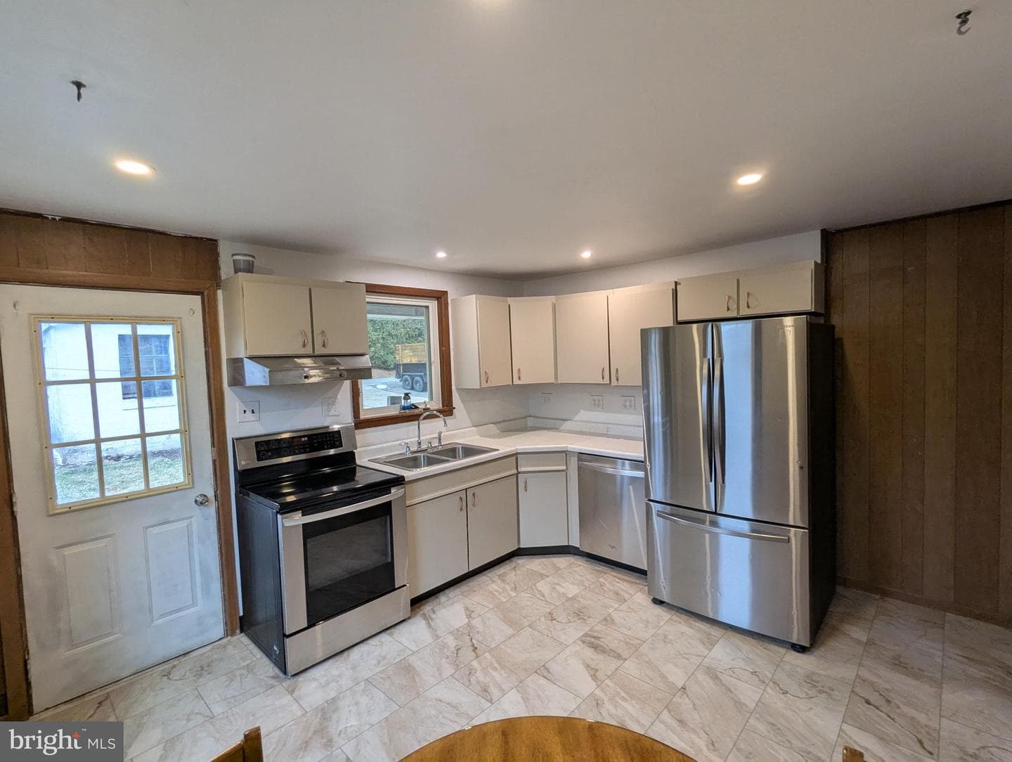 1028 Broadway Boulevard photo 9