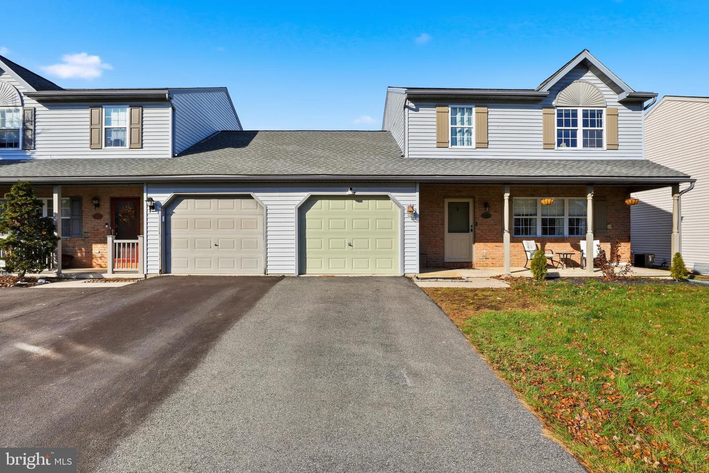 307 Galean Drive photo 2
