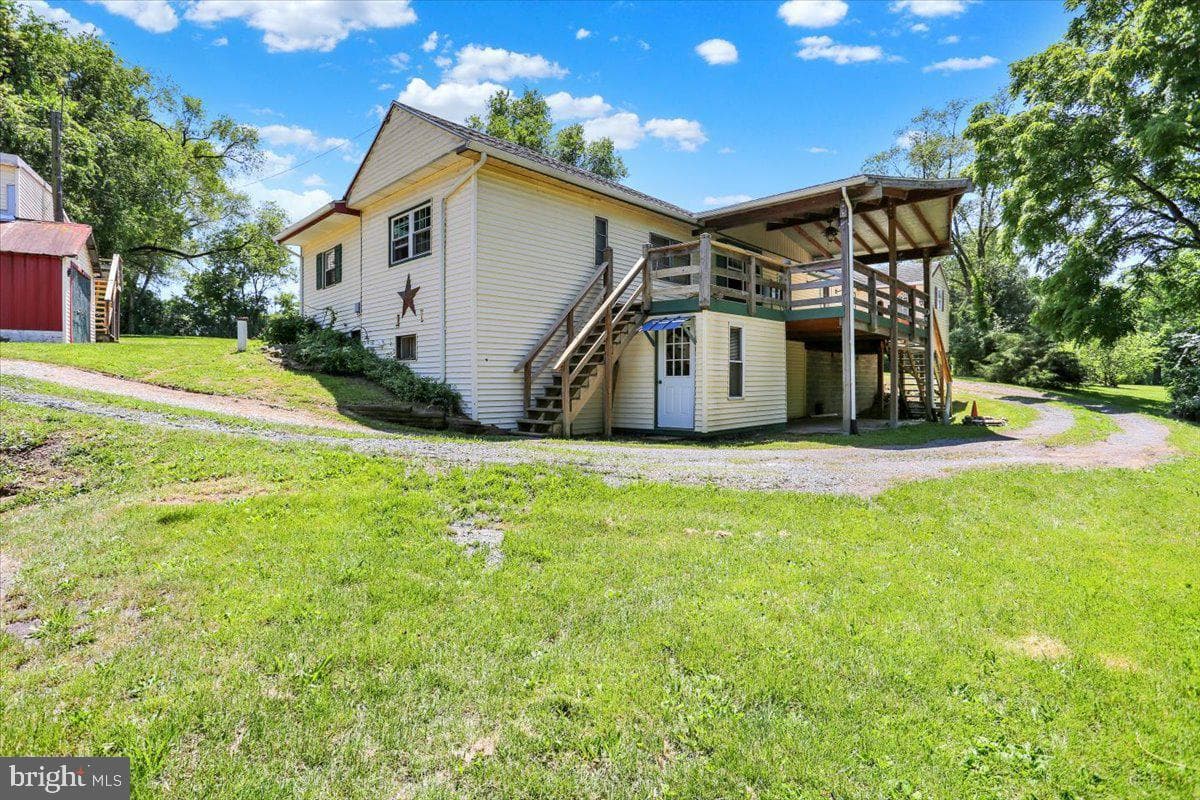 790 River Road photo 27