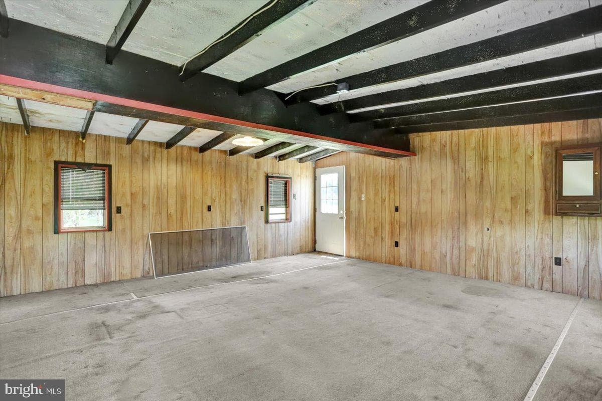 790 River Road photo 30