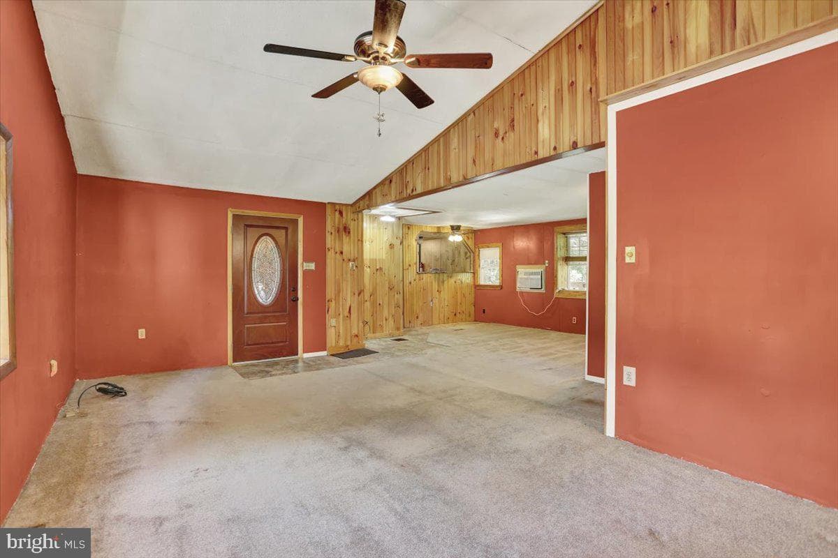 790 River Road photo 6