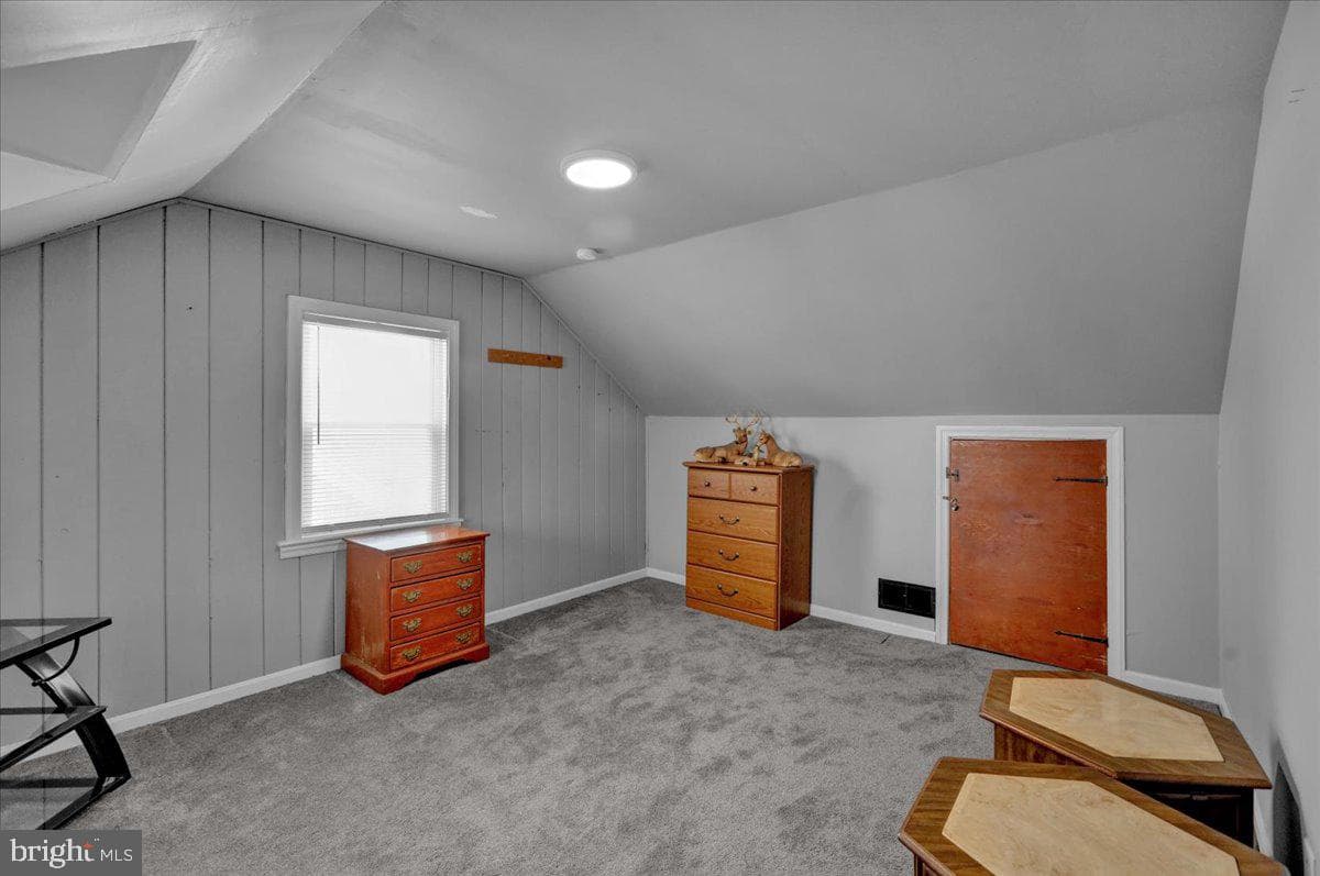 135 Chestnut Street photo 21