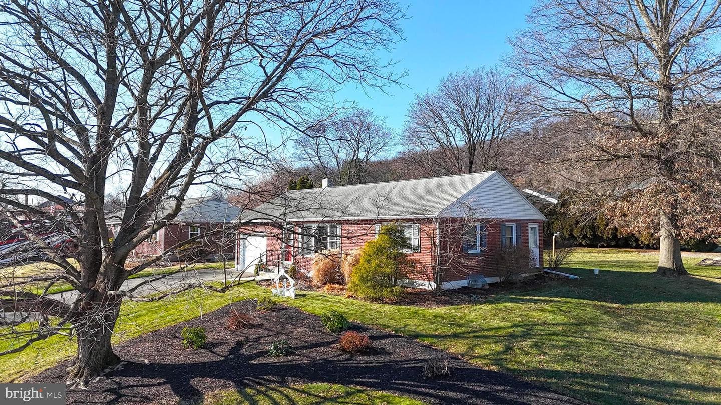 731 Cherry Street photo 39