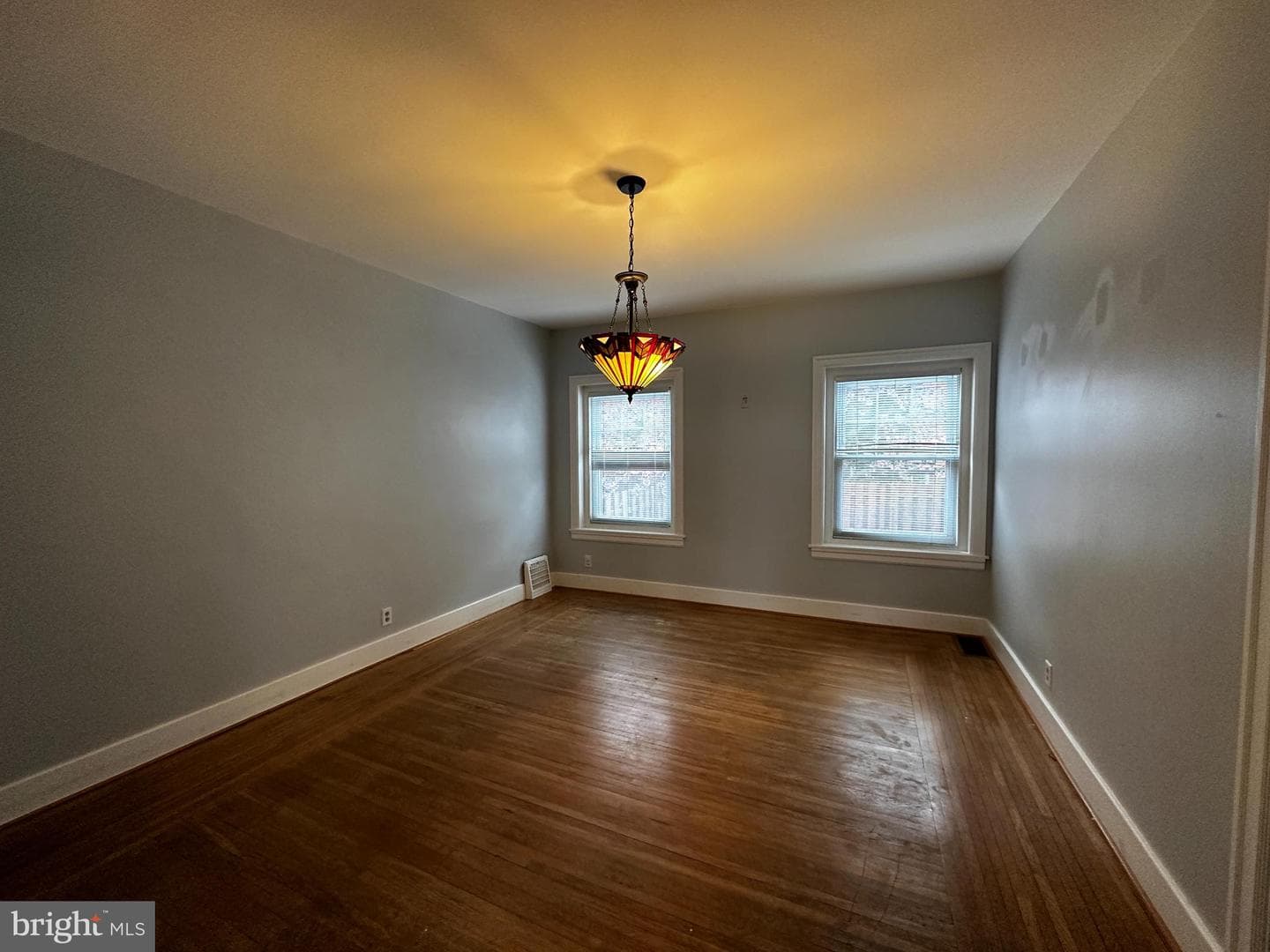 924 Franklin Street photo 5