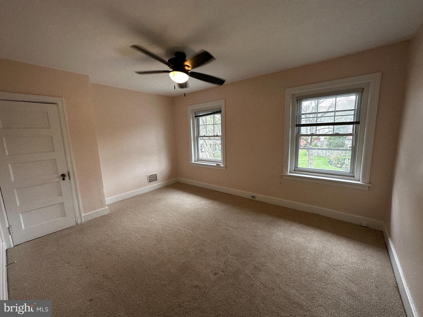 924 Franklin Street photo 9