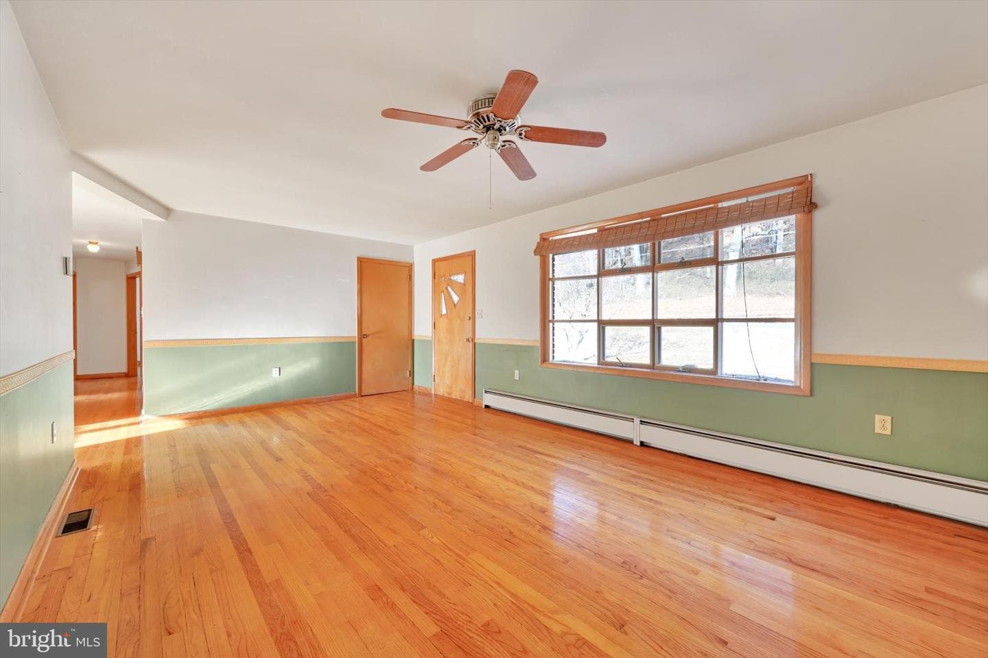 3137 E Galen Hall Road photo 6