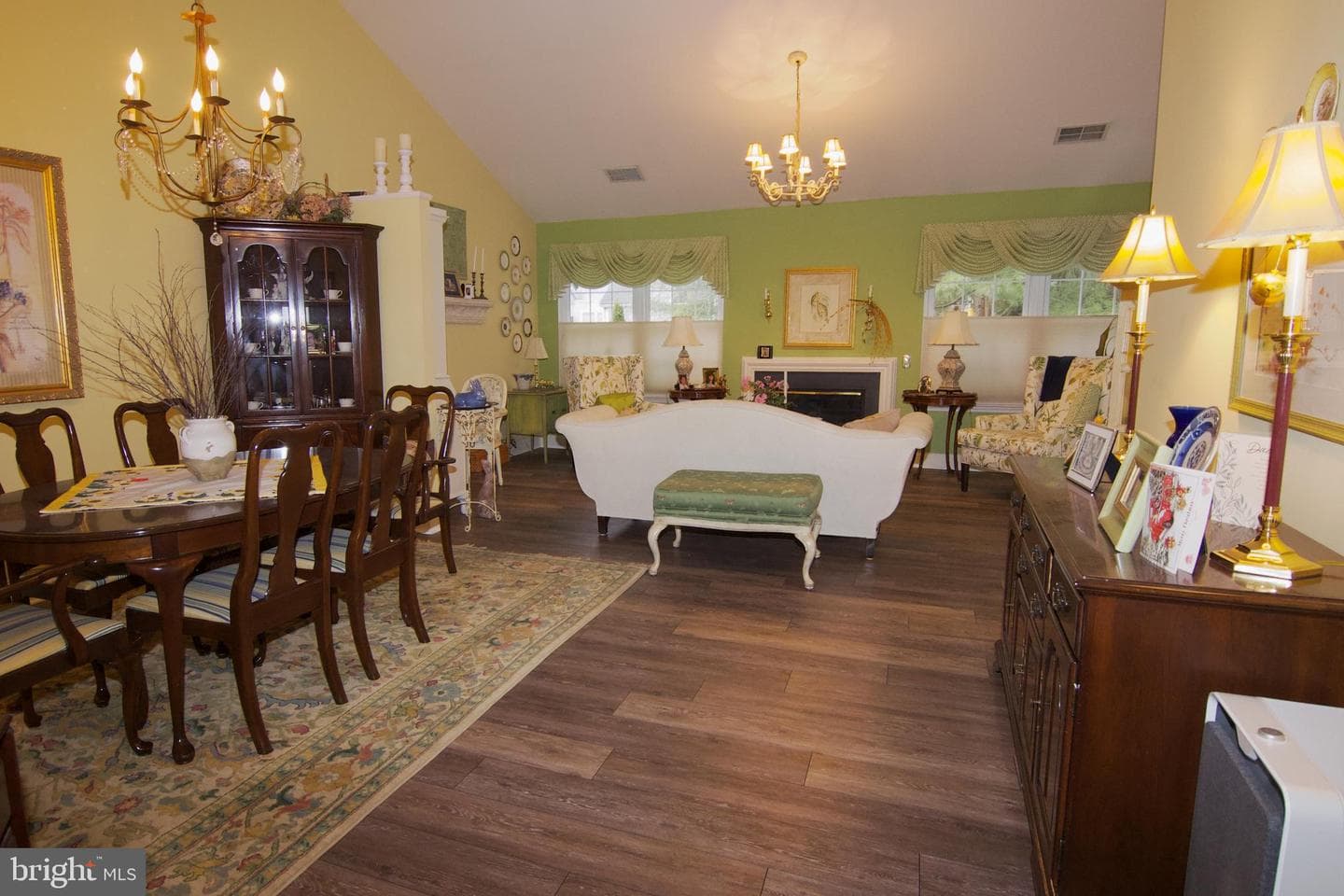 162 Hawthorne Court photo 7