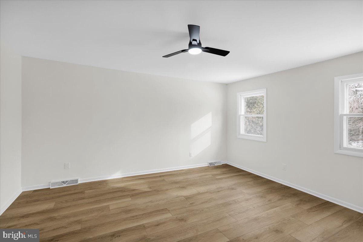 41 Dorchester Drive photo 28
