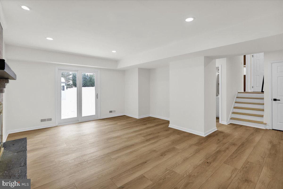 41 Dorchester Drive photo 40