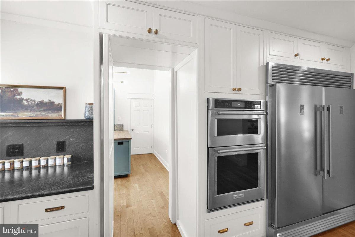 220 Sturbridge photo 19
