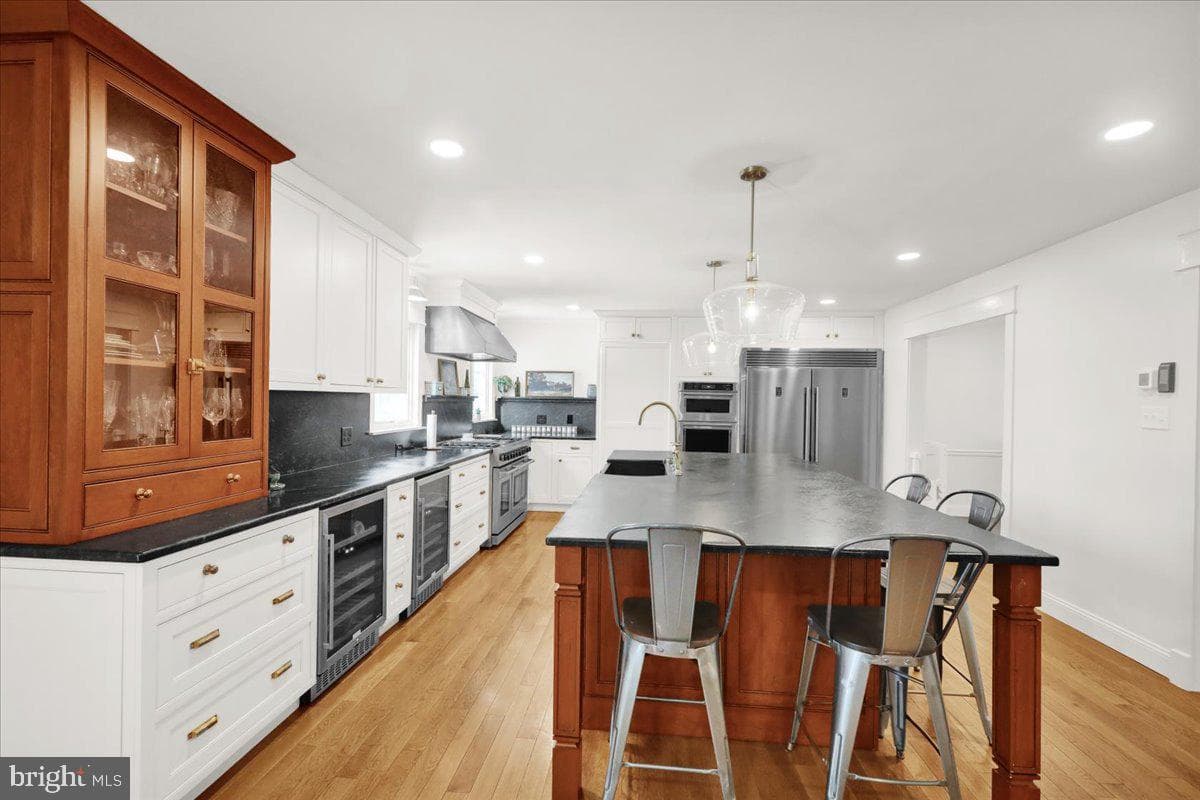 220 Sturbridge photo 24