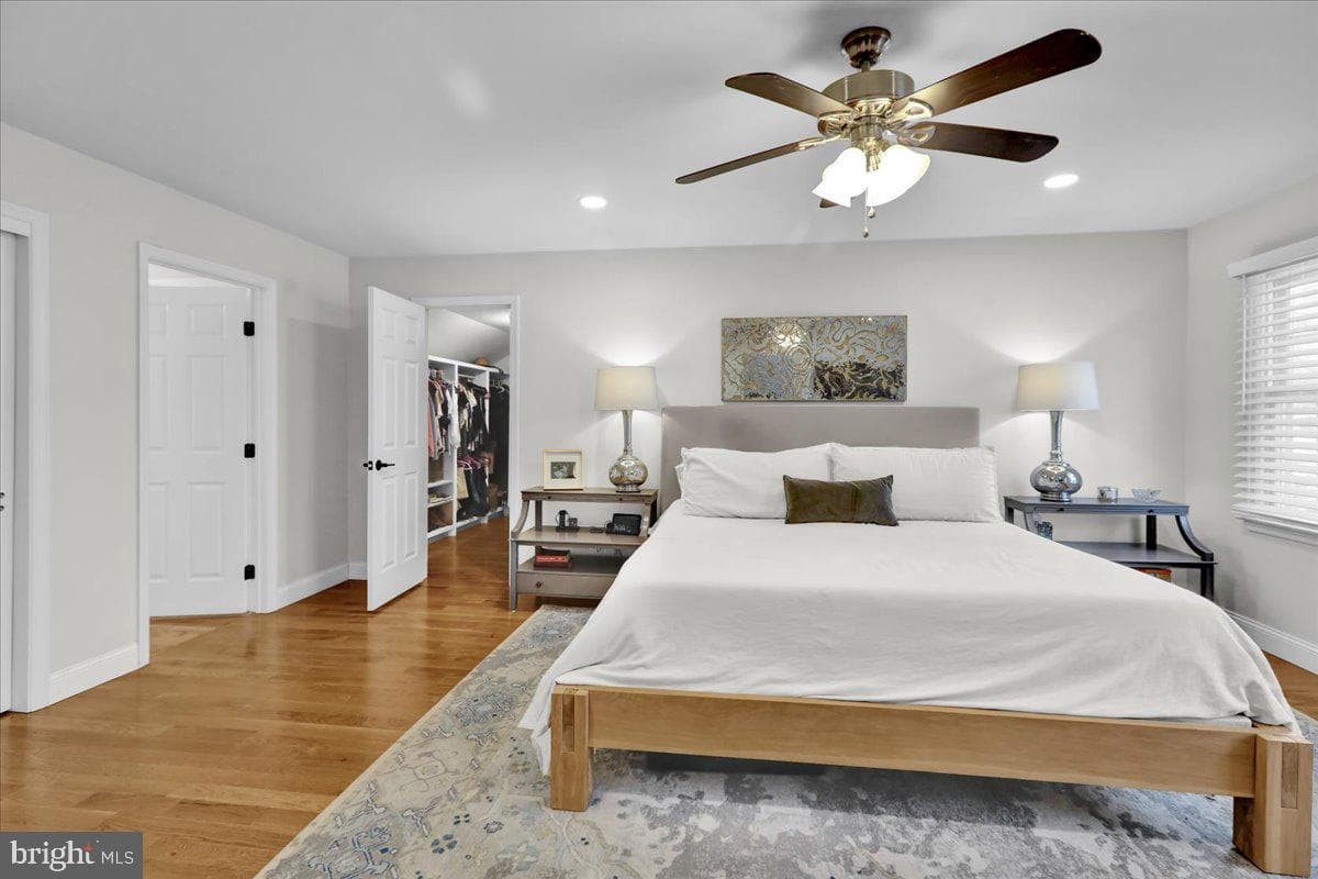 220 Sturbridge photo 28