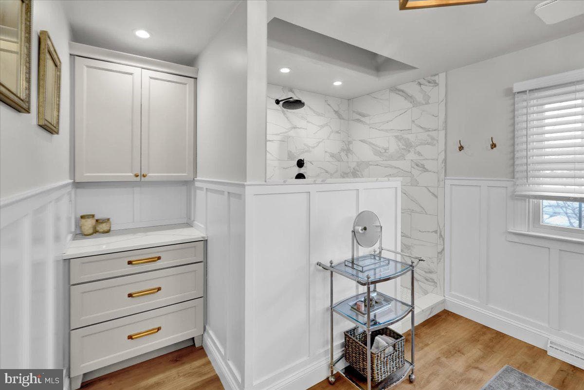 220 Sturbridge photo 32