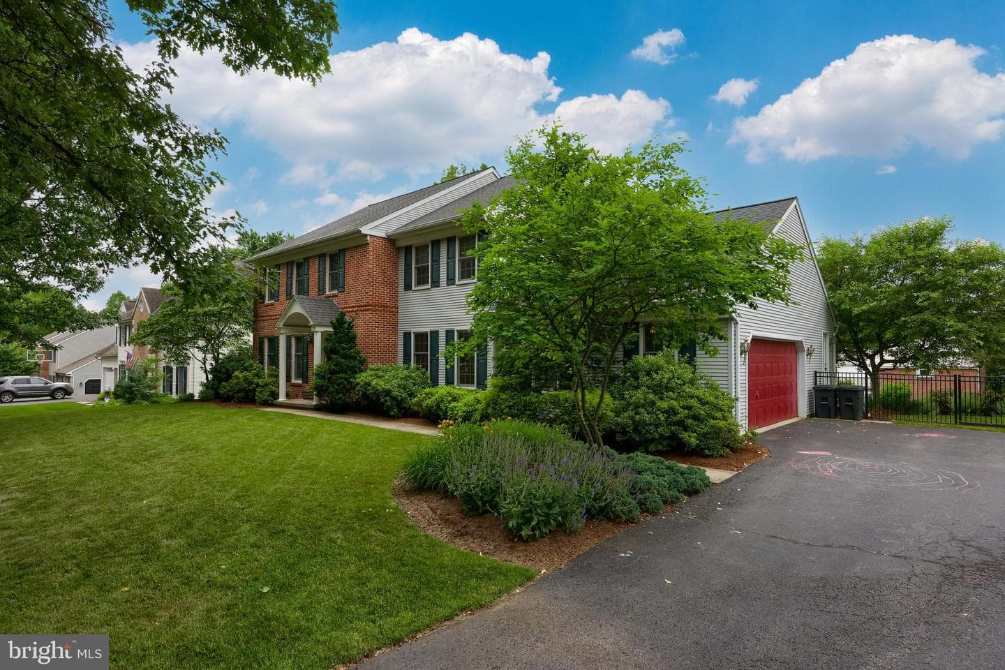 220 Sturbridge photo 4