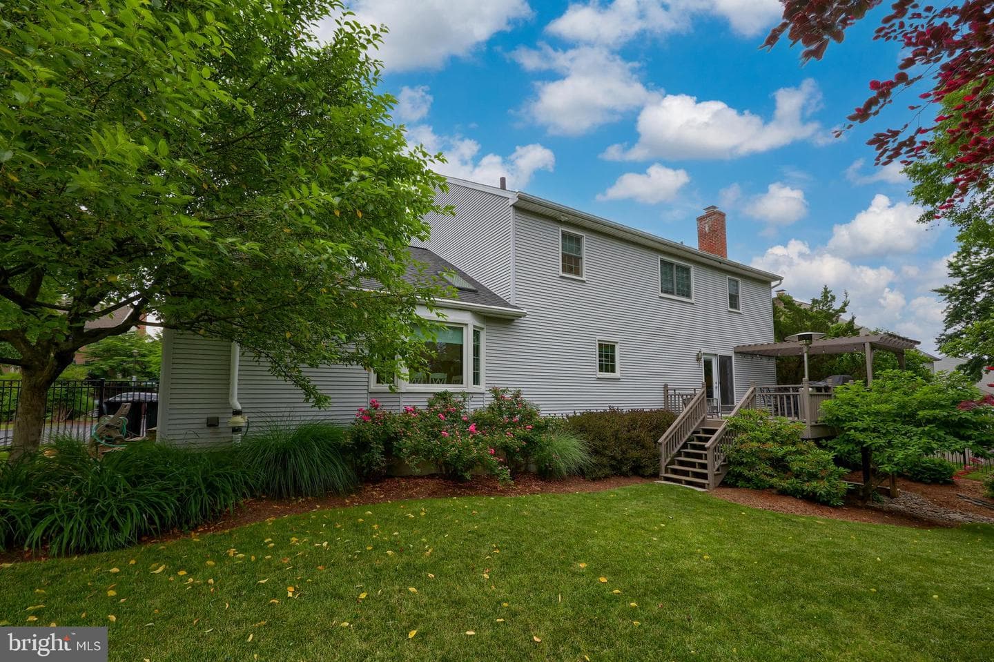 220 Sturbridge photo 5
