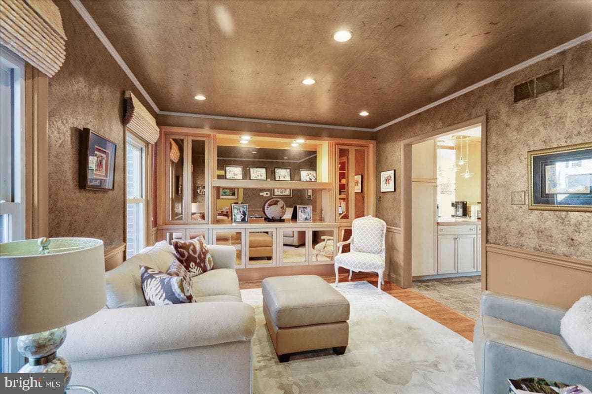 15 Courtleigh Place photo 6