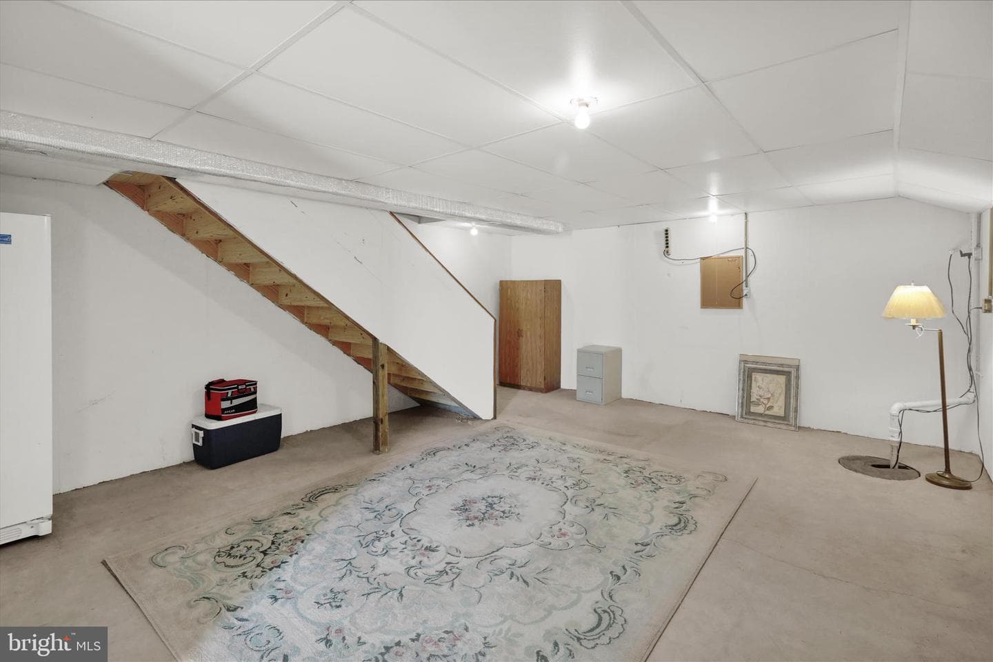 28 Versailles Court photo 31