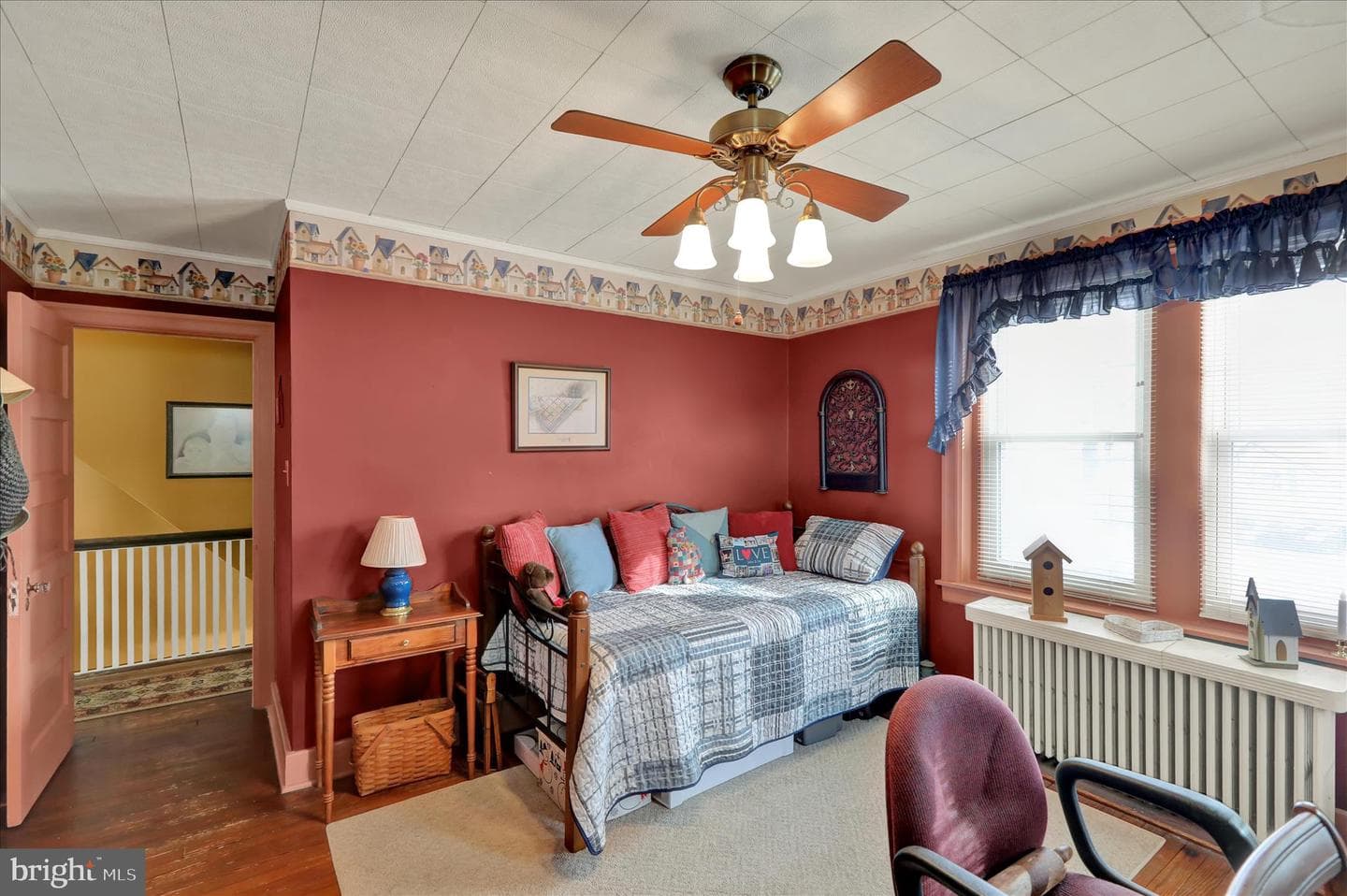 1415 Delaware Avenue photo 19