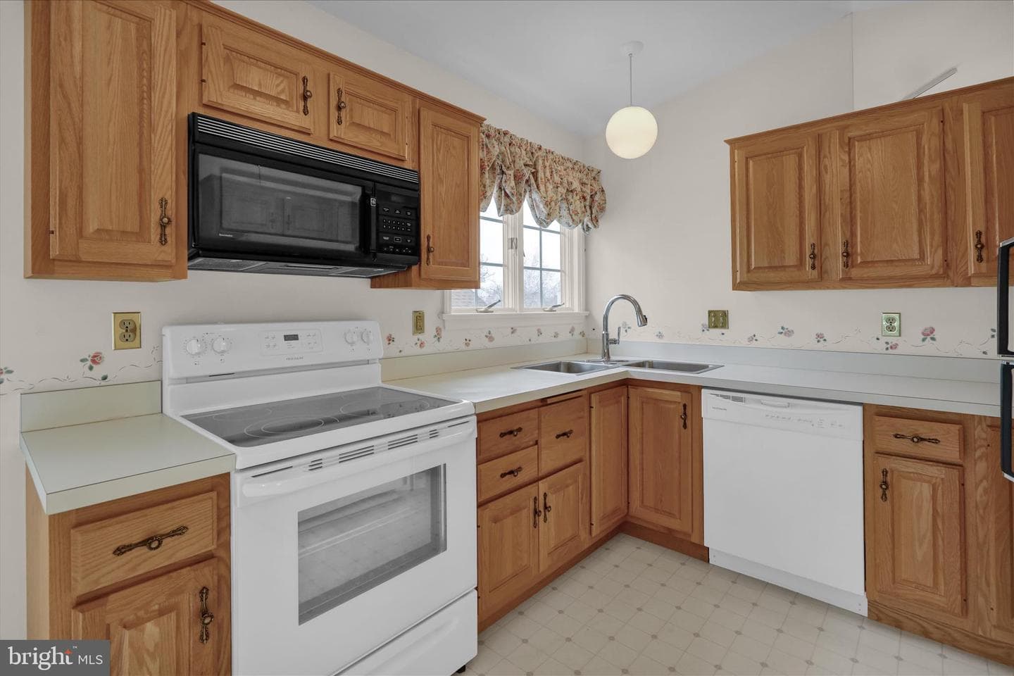 3232 Garfield Avenue photo 7
