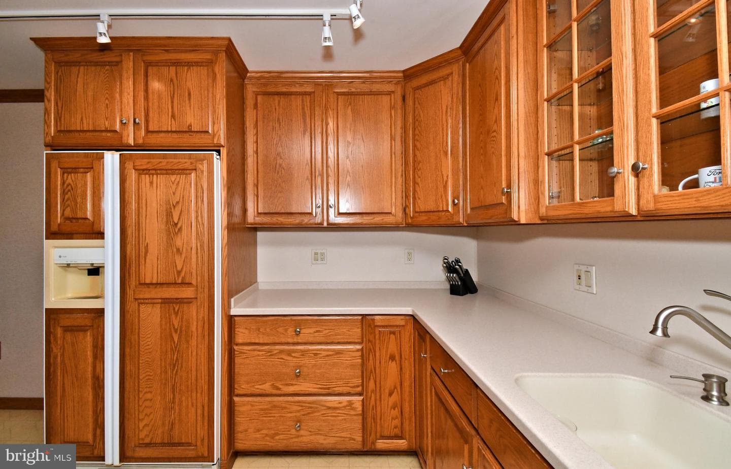 451 Silver Brook Drive photo 11