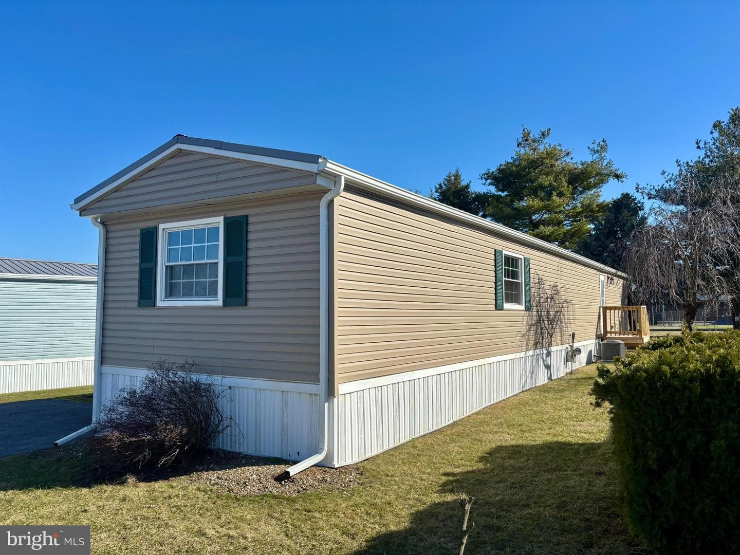 1004 Heath Avenue photo 4
