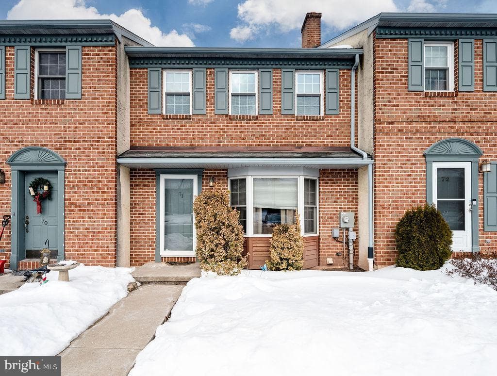 71 Winchester Court