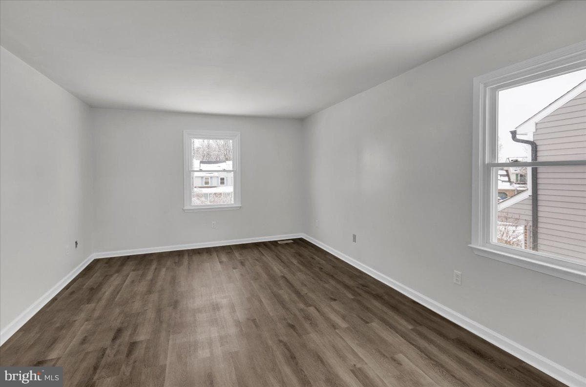 116 S Kelly Drive photo 18