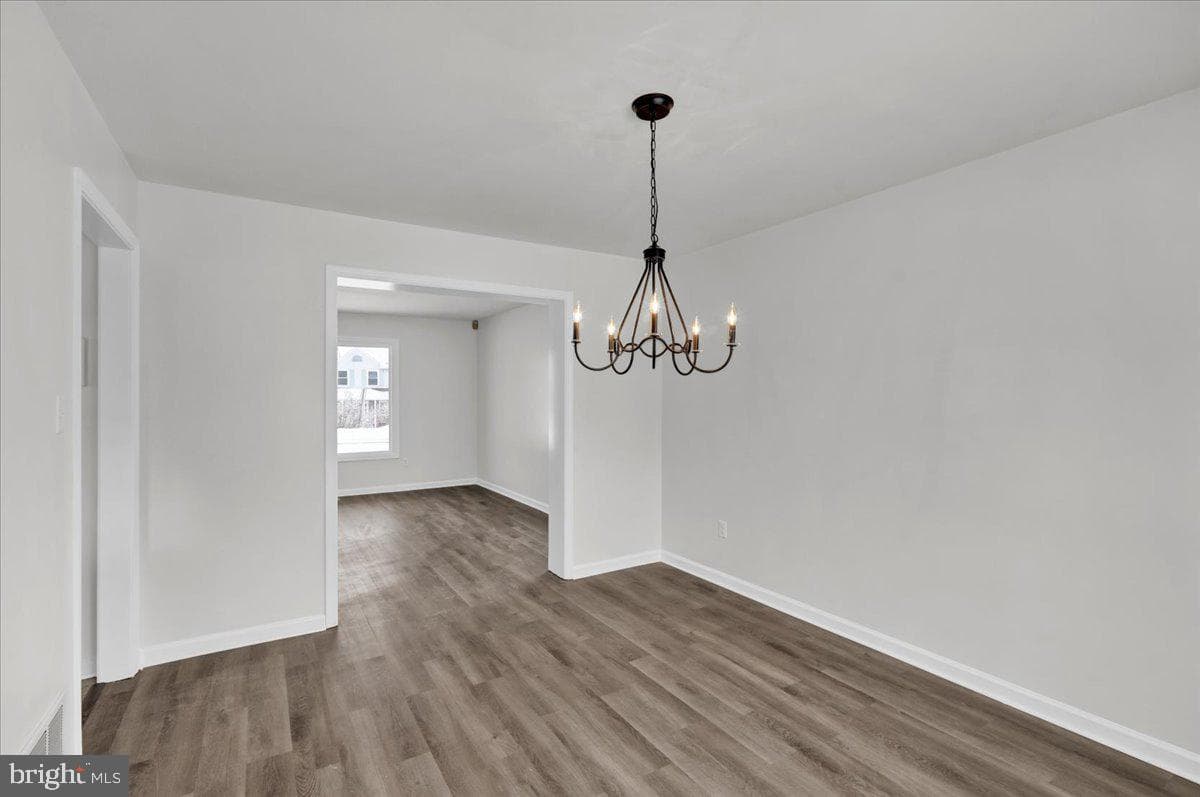 116 S Kelly Drive photo 6
