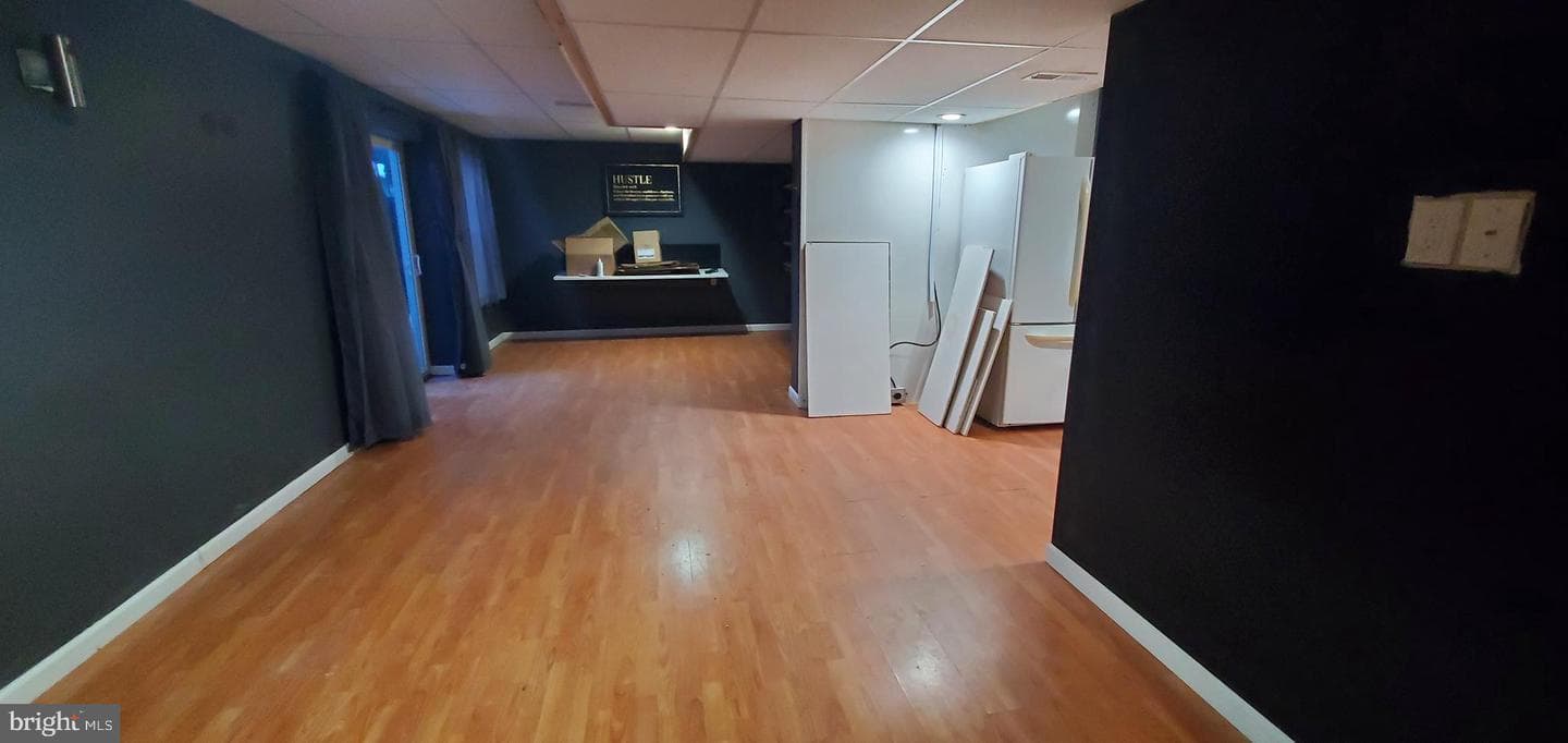 49 Villa Avenue photo 22